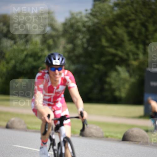 16.06.2024 - 26. Vierlanden-Triathlon Jannik Wohlers http://msf.ph/oto/6268080 16.06.2024 10:54:58 Radfahren 20, 97, 196 meine-sportfotos.de