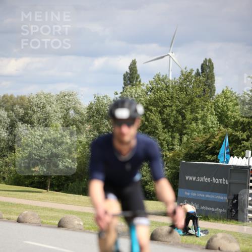 16.06.2024 - 26. Vierlanden-Triathlon Jannik Wohlers http://msf.ph/oto/6268124 16.06.2024 10:55:17 Radfahren 1, 8, 53 meine-sportfotos.de