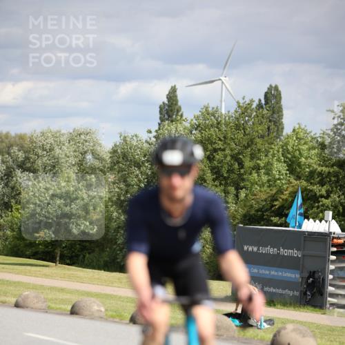 16.06.2024 - 26. Vierlanden-Triathlon Jannik Wohlers http://msf.ph/oto/6268126 16.06.2024 10:55:17 Radfahren 1, 8, 53 meine-sportfotos.de