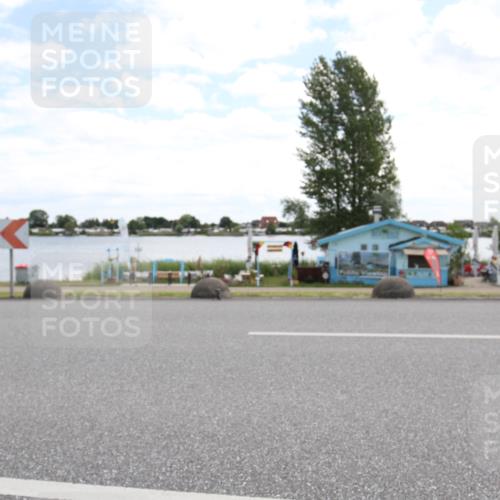 16.06.2024 - 26. Vierlanden-Triathlon Jannik Wohlers http://msf.ph/oto/6268156 16.06.2024 11:30:07 Radfahren 19, 56, 202, 205, 212, 289, 433, 527, 547, 551, 565, 636 meine-sportfotos.de