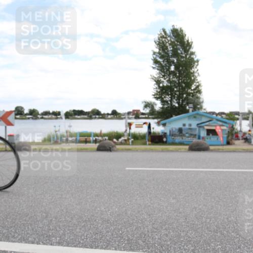 16.06.2024 - 26. Vierlanden-Triathlon Jannik Wohlers http://msf.ph/oto/6268158 16.06.2024 11:30:09 Radfahren 19, 32, 56, 202, 205, 212, 289, 433, 527, 551, 565, 636 meine-sportfotos.de