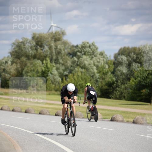 16.06.2024 - 26. Vierlanden-Triathlon Jannik Wohlers http://msf.ph/oto/6268181 16.06.2024 10:55:39 Radfahren 7, 50, 114, 164, 205 meine-sportfotos.de