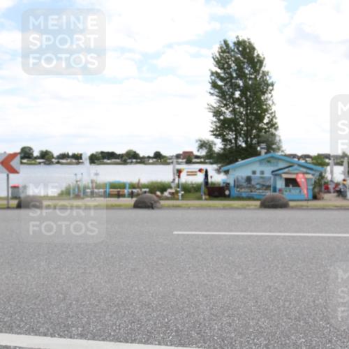 16.06.2024 - 26. Vierlanden-Triathlon Jannik Wohlers http://msf.ph/oto/6268210 16.06.2024 11:30:15 Radfahren 19, 32, 218, 289, 529, 551, 636 meine-sportfotos.de