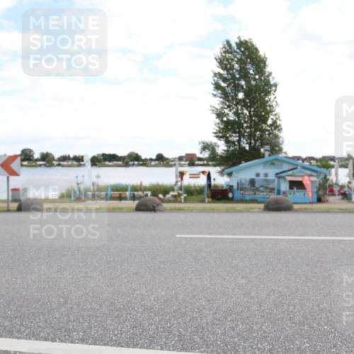 16.06.2024 - 26. Vierlanden-Triathlon Jannik Wohlers http://msf.ph/oto/6268224 16.06.2024 11:30:16 Radfahren 19, 32, 218, 289, 529, 551, 636 meine-sportfotos.de