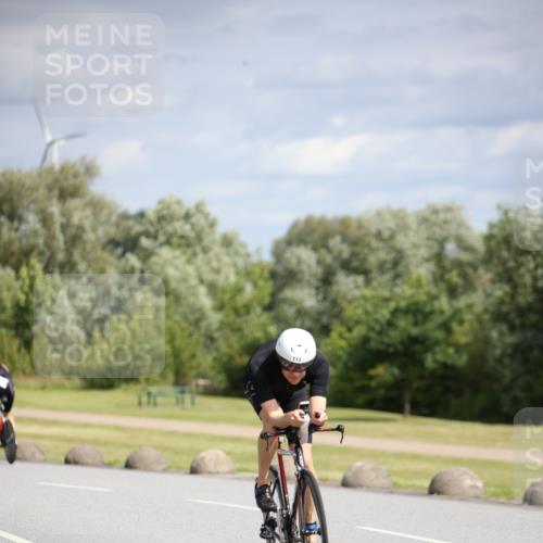 16.06.2024 - 26. Vierlanden-Triathlon Jannik Wohlers http://msf.ph/oto/6268236 16.06.2024 10:55:40 Radfahren 7, 50, 90, 114, 164, 205 meine-sportfotos.de
