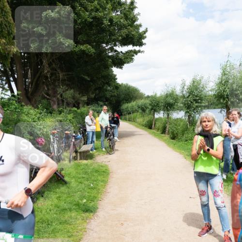 16.06.2024 - 7 Türme Triathlon MichiJ http://msf.ph/oto/6268243 16.06.2024 11:53:56 Schwimmen 133, 309, 340, 385, 445, 456, 498, 509, 584, 620 meine-sportfotos.de