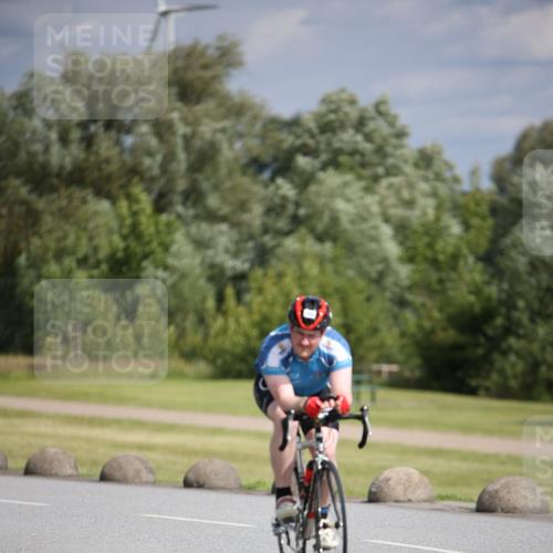 16.06.2024 - 26. Vierlanden-Triathlon Jannik Wohlers http://msf.ph/oto/6268312 16.06.2024 10:55:49 Radfahren 90, 200 meine-sportfotos.de
