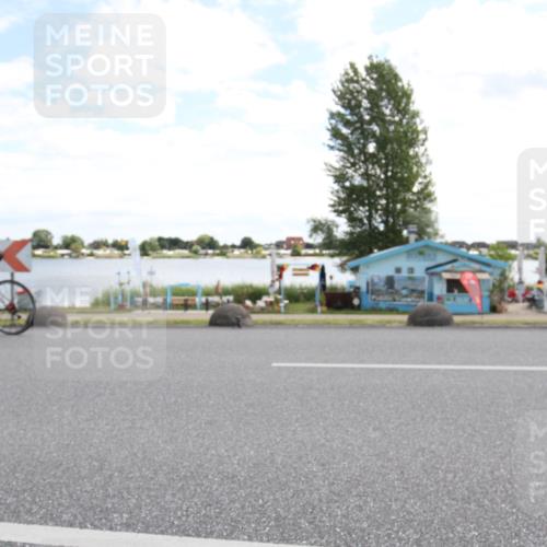16.06.2024 - 26. Vierlanden-Triathlon Jannik Wohlers http://msf.ph/oto/6268317 16.06.2024 11:30:59 Radfahren 114, 338, 342 meine-sportfotos.de