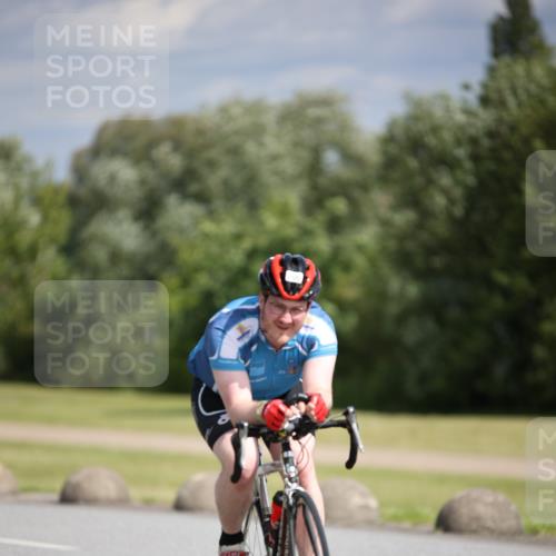 16.06.2024 - 26. Vierlanden-Triathlon Jannik Wohlers http://msf.ph/oto/6268322 16.06.2024 10:55:51 Radfahren 61, 200 meine-sportfotos.de