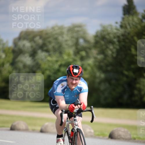 16.06.2024 - 26. Vierlanden-Triathlon Jannik Wohlers http://msf.ph/oto/6268325 16.06.2024 10:55:51 Radfahren 61, 200 meine-sportfotos.de
