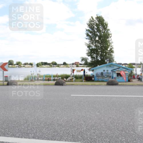 16.06.2024 - 26. Vierlanden-Triathlon Jannik Wohlers http://msf.ph/oto/6268327 16.06.2024 11:31:00 Radfahren 114, 338, 342 meine-sportfotos.de