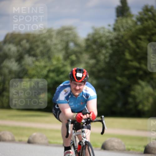 16.06.2024 - 26. Vierlanden-Triathlon Jannik Wohlers http://msf.ph/oto/6268334 16.06.2024 10:55:51 Radfahren 61, 200 meine-sportfotos.de