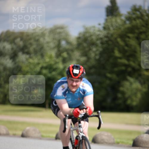 16.06.2024 - 26. Vierlanden-Triathlon Jannik Wohlers http://msf.ph/oto/6268337 16.06.2024 10:55:51 Radfahren 61, 200 meine-sportfotos.de