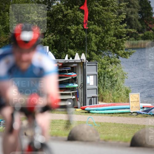 16.06.2024 - 26. Vierlanden-Triathlon Jannik Wohlers http://msf.ph/oto/6268364 16.06.2024 10:55:52 Radfahren 61, 200 meine-sportfotos.de