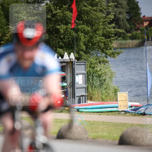 16.06.2024 - 26. Vierlanden-Triathlon Jannik Wohlers http://msf.ph/oto/6268366 16.06.2024 10:55:52 Radfahren 61, 200 meine-sportfotos.de