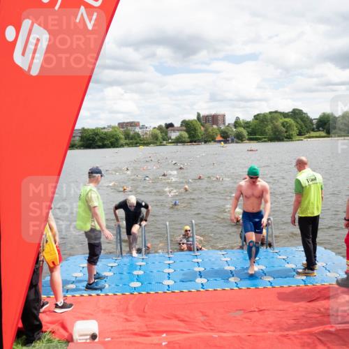 16.06.2024 - 7 Türme Triathlon MichiJ http://msf.ph/oto/6268422 16.06.2024 11:54:39 Schwimmen 310, 311, 318, 321, 342, 364, 383, 388, 394, 446, 461, 484, 490, 501, 509, 524, 528, 533, 543, 547, 585, 607, 610 meine-sportfotos.de