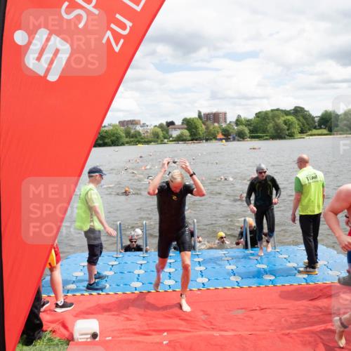 16.06.2024 - 7 Türme Triathlon MichiJ http://msf.ph/oto/6268435 16.06.2024 11:54:41 Schwimmen 310, 311, 318, 321, 342, 364, 383, 388, 394, 446, 461, 484, 490, 501, 524, 528, 533, 543, 547, 585, 607, 610 meine-sportfotos.de