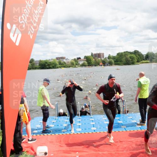 16.06.2024 - 7 Türme Triathlon MichiJ http://msf.ph/oto/6268461 16.06.2024 11:54:46 Schwimmen 310, 311, 318, 321, 342, 364, 383, 388, 394, 412, 420, 446, 461, 477, 484, 490, 501, 524, 528, 533, 543, 547, 585, 610 meine-sportfotos.de