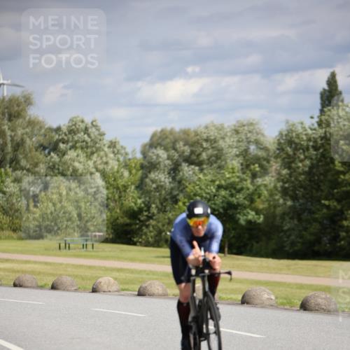 16.06.2024 - 26. Vierlanden-Triathlon Jannik Wohlers http://msf.ph/oto/6268466 16.06.2024 10:56:12 Radfahren 176, 184 meine-sportfotos.de