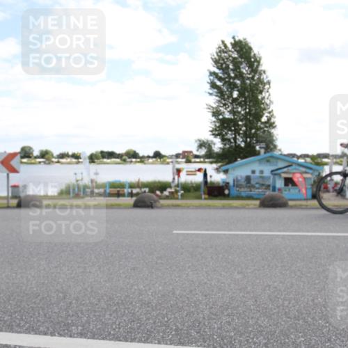 16.06.2024 - 26. Vierlanden-Triathlon Jannik Wohlers http://msf.ph/oto/6268471 16.06.2024 11:31:10 Radfahren 7, 144, 488, 518, 612 meine-sportfotos.de