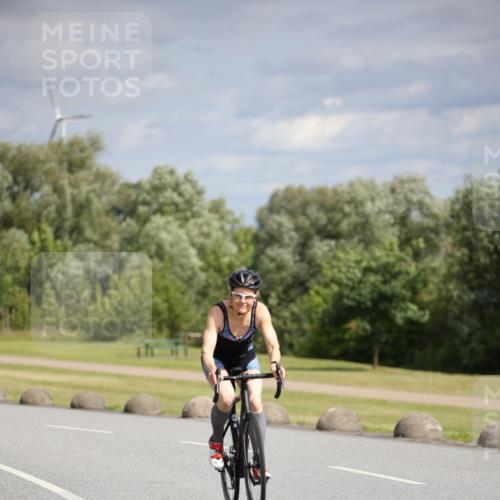 16.06.2024 - 26. Vierlanden-Triathlon Jannik Wohlers http://msf.ph/oto/6268475 16.06.2024 10:56:14 Radfahren 176, 184 meine-sportfotos.de