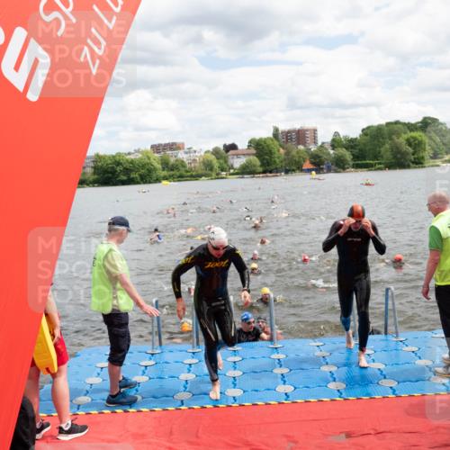 16.06.2024 - 7 Türme Triathlon MichiJ http://msf.ph/oto/6268487 16.06.2024 11:54:53 Schwimmen 310, 311, 321, 323, 364, 383, 386, 388, 394, 412, 420, 446, 461, 477, 479, 484, 490, 501, 524, 533, 543, 564, 585, 610 meine-sportfotos.de