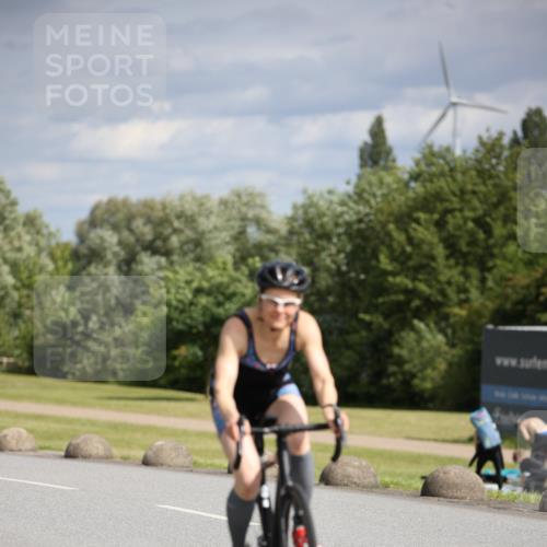 16.06.2024 - 26. Vierlanden-Triathlon Jannik Wohlers http://msf.ph/oto/6268494 16.06.2024 10:56:15 Radfahren 176, 184 meine-sportfotos.de