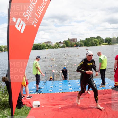 16.06.2024 - 7 Türme Triathlon MichiJ http://msf.ph/oto/6268495 16.06.2024 11:54:54 Schwimmen 310, 311, 321, 323, 364, 383, 386, 388, 394, 412, 420, 446, 477, 479, 484, 490, 493, 501, 524, 533, 543, 564, 585, 610 meine-sportfotos.de