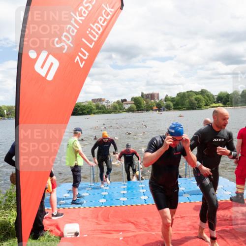 16.06.2024 - 7 Türme Triathlon MichiJ http://msf.ph/oto/6268511 16.06.2024 11:55:00 Schwimmen 311, 321, 323, 341, 364, 373, 383, 386, 388, 394, 412, 420, 446, 477, 479, 484, 490, 493, 497, 532, 533, 543, 563, 564, 585, 610 meine-sportfotos.de