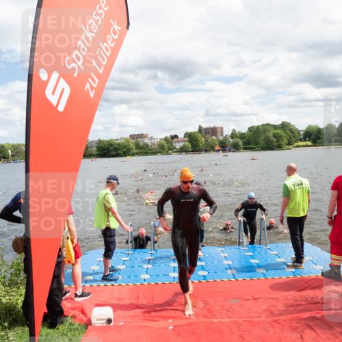 16.06.2024 - 7 Türme Triathlon MichiJ http://msf.ph/oto/6268520 16.06.2024 11:55:01 Schwimmen 311, 321, 323, 341, 364, 373, 383, 386, 388, 394, 412, 420, 446, 477, 479, 484, 490, 493, 497, 532, 533, 543, 563, 564, 585, 610 meine-sportfotos.de