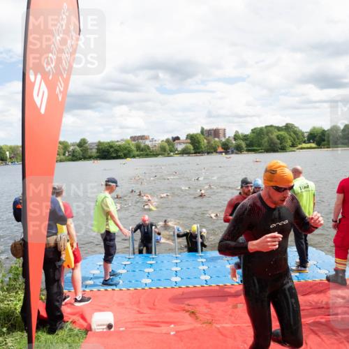16.06.2024 - 7 Türme Triathlon MichiJ http://msf.ph/oto/6268529 16.06.2024 11:55:02 Schwimmen 311, 321, 323, 341, 364, 373, 383, 386, 388, 394, 412, 420, 446, 477, 479, 484, 490, 493, 497, 532, 543, 563, 564, 585, 610 meine-sportfotos.de