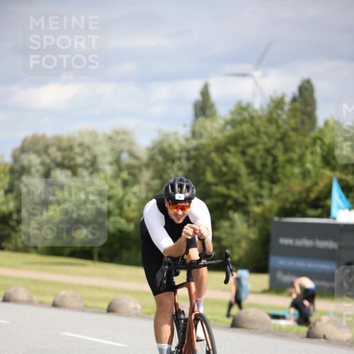 16.06.2024 - 26. Vierlanden-Triathlon Jannik Wohlers http://msf.ph/oto/6268536 16.06.2024 10:56:19 Radfahren 6, 168, 176, 184 meine-sportfotos.de