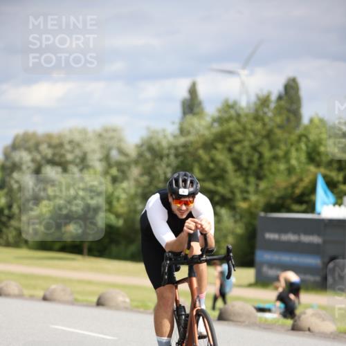 16.06.2024 - 26. Vierlanden-Triathlon Jannik Wohlers http://msf.ph/oto/6268540 16.06.2024 10:56:19 Radfahren 6, 168, 176, 184 meine-sportfotos.de