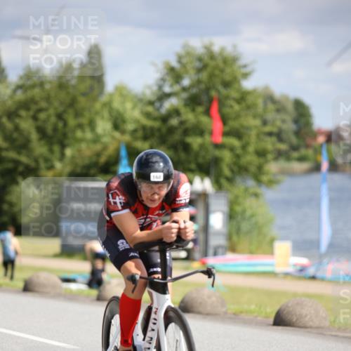16.06.2024 - 26. Vierlanden-Triathlon Jannik Wohlers http://msf.ph/oto/6268559 16.06.2024 10:56:21 Radfahren 6, 168, 184 meine-sportfotos.de