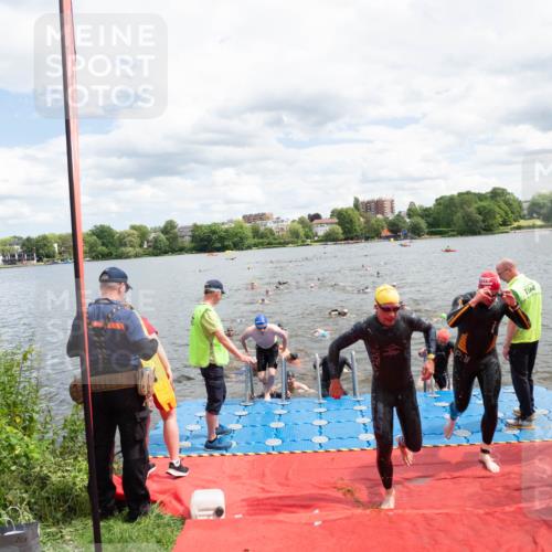 16.06.2024 - 7 Türme Triathlon MichiJ http://msf.ph/oto/6268570 16.06.2024 11:55:11 Schwimmen 311, 321, 323, 341, 353, 364, 373, 383, 386, 388, 394, 412, 420, 446, 477, 479, 484, 490, 493, 497, 514, 527, 532, 553, 563, 564, 585 meine-sportfotos.de