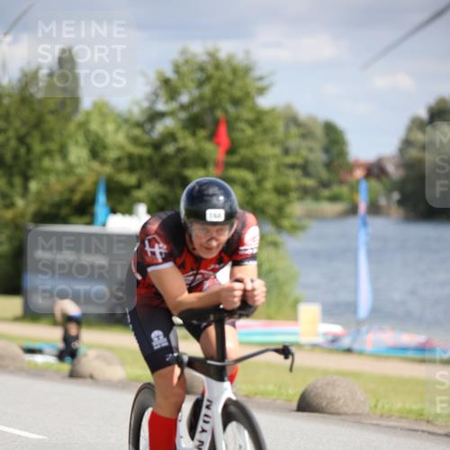 16.06.2024 - 26. Vierlanden-Triathlon Jannik Wohlers http://msf.ph/oto/6268571 16.06.2024 10:56:21 Radfahren 6, 168, 184 meine-sportfotos.de