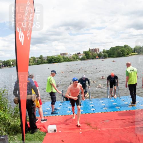 16.06.2024 - 7 Türme Triathlon MichiJ http://msf.ph/oto/6268576 16.06.2024 11:55:13 Schwimmen 311, 321, 323, 341, 353, 364, 373, 383, 386, 394, 412, 420, 446, 477, 479, 484, 490, 493, 497, 514, 527, 532, 553, 563, 564, 585 meine-sportfotos.de