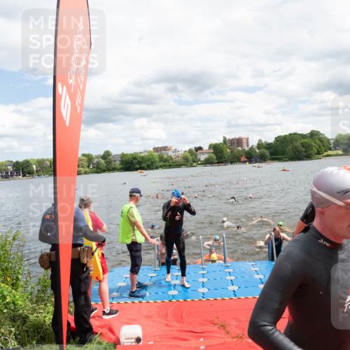 16.06.2024 - 7 Türme Triathlon MichiJ http://msf.ph/oto/6268580 16.06.2024 11:55:16 Schwimmen 311, 321, 323, 341, 353, 364, 373, 383, 386, 394, 412, 420, 446, 447, 477, 479, 490, 493, 497, 506, 514, 527, 532, 553, 563, 564 meine-sportfotos.de