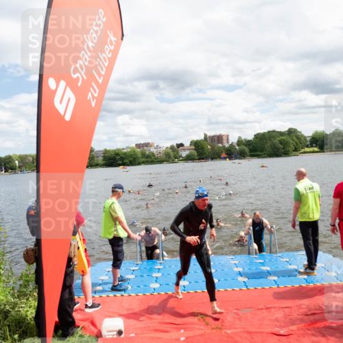 16.06.2024 - 7 Türme Triathlon MichiJ http://msf.ph/oto/6268588 16.06.2024 11:55:17 Schwimmen 311, 321, 323, 341, 353, 364, 373, 383, 386, 394, 412, 420, 446, 447, 477, 479, 490, 493, 497, 506, 514, 527, 532, 553, 563, 564 meine-sportfotos.de