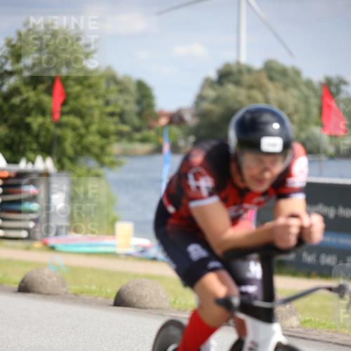 16.06.2024 - 26. Vierlanden-Triathlon Jannik Wohlers http://msf.ph/oto/6268594 16.06.2024 10:56:22 Radfahren 6, 168, 184 meine-sportfotos.de