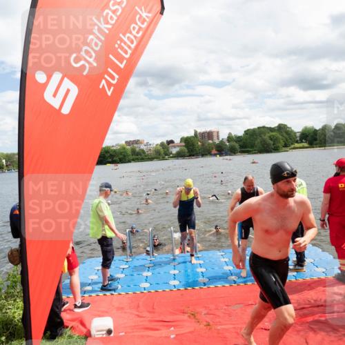 16.06.2024 - 7 Türme Triathlon MichiJ http://msf.ph/oto/6268607 16.06.2024 11:55:20 Schwimmen 311, 320, 323, 341, 353, 364, 372, 373, 384, 386, 394, 412, 420, 443, 446, 447, 477, 479, 493, 497, 506, 514, 527, 532, 553, 563, 564 meine-sportfotos.de