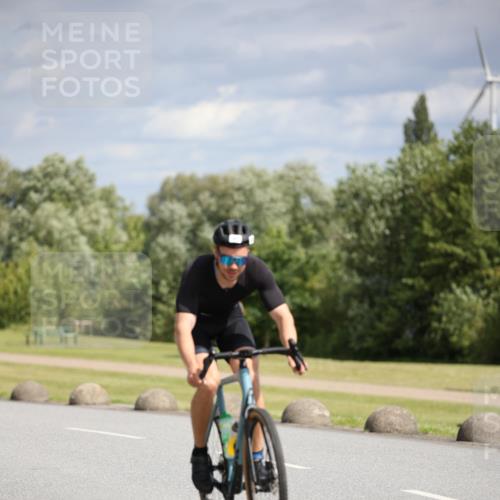 16.06.2024 - 26. Vierlanden-Triathlon Jannik Wohlers http://msf.ph/oto/6268613 16.06.2024 10:56:27 Radfahren 6, 40, 168 meine-sportfotos.de