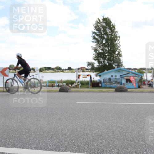 16.06.2024 - 26. Vierlanden-Triathlon Jannik Wohlers http://msf.ph/oto/6268654 16.06.2024 11:31:11 Radfahren 7, 144, 488, 518, 612 meine-sportfotos.de