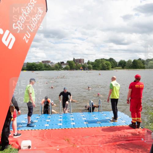 16.06.2024 - 7 Türme Triathlon MichiJ http://msf.ph/oto/6268708 16.06.2024 11:55:52 Schwimmen 320, 329, 353, 371, 372, 384, 396, 402, 430, 437, 443, 447, 454, 463, 485, 506, 514, 527, 551, 599, 616 meine-sportfotos.de