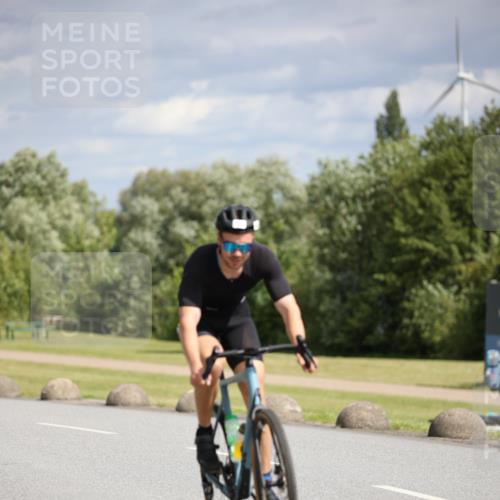 16.06.2024 - 26. Vierlanden-Triathlon Jannik Wohlers http://msf.ph/oto/6268713 16.06.2024 10:56:27 Radfahren 6, 40, 168 meine-sportfotos.de
