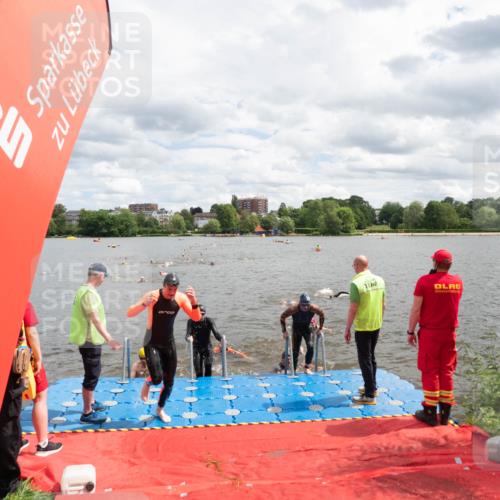 16.06.2024 - 7 Türme Triathlon MichiJ http://msf.ph/oto/6268729 16.06.2024 11:55:55 Schwimmen 320, 329, 371, 372, 384, 396, 402, 430, 437, 443, 447, 454, 463, 485, 506, 514, 551, 599, 616 meine-sportfotos.de