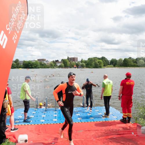 16.06.2024 - 7 Türme Triathlon MichiJ http://msf.ph/oto/6268733 16.06.2024 11:55:56 Schwimmen 320, 329, 371, 372, 384, 396, 402, 430, 437, 443, 447, 454, 463, 485, 506, 514, 551, 599, 616 meine-sportfotos.de
