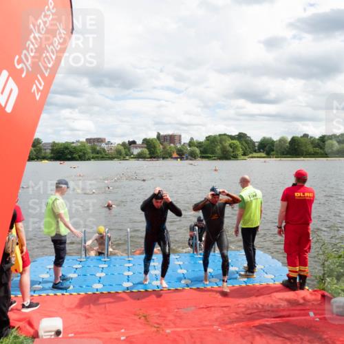 16.06.2024 - 7 Türme Triathlon MichiJ http://msf.ph/oto/6268734 16.06.2024 11:55:57 Schwimmen 320, 329, 371, 372, 384, 396, 402, 430, 437, 443, 447, 454, 463, 485, 506, 551, 599, 616 meine-sportfotos.de