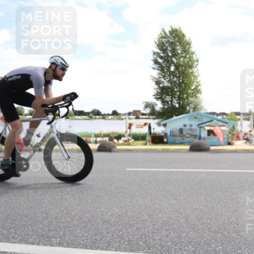 16.06.2024 - 26. Vierlanden-Triathlon Jannik Wohlers http://msf.ph/oto/6268754 16.06.2024 11:31:21 Radfahren 13, 133, 634 meine-sportfotos.de