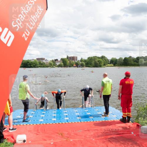 16.06.2024 - 7 Türme Triathlon MichiJ http://msf.ph/oto/6268755 16.06.2024 11:56:02 Schwimmen 320, 329, 371, 372, 384, 396, 402, 430, 437, 443, 447, 454, 463, 485, 551, 599, 616 meine-sportfotos.de